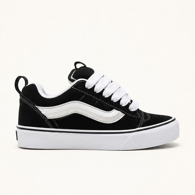 Knu Skool Black White